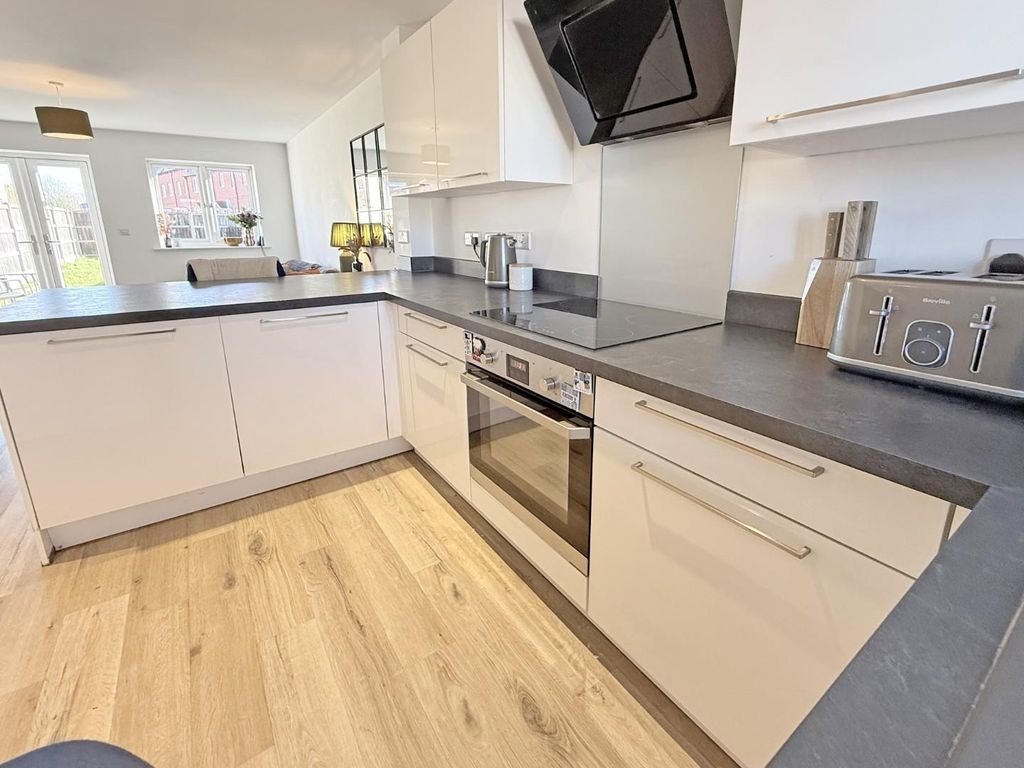 Property photo 3 of 19 Img_1856.Jpg