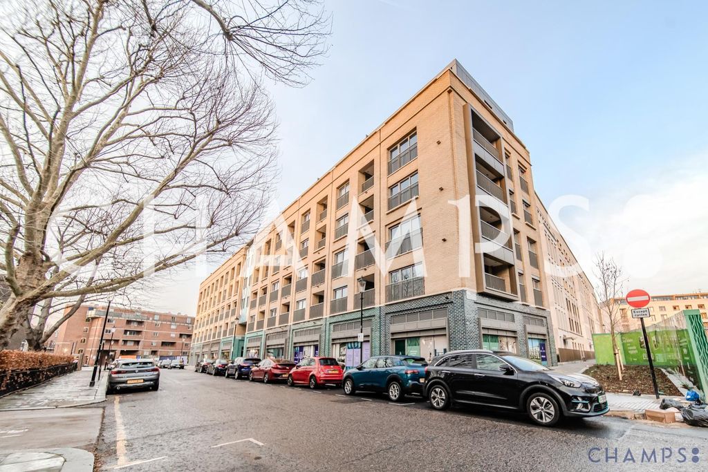 Property photo 1 of 6 1 Bedroom Flat