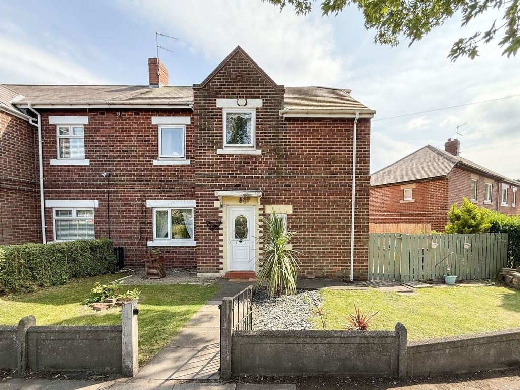 Property photo 1 of 11 External