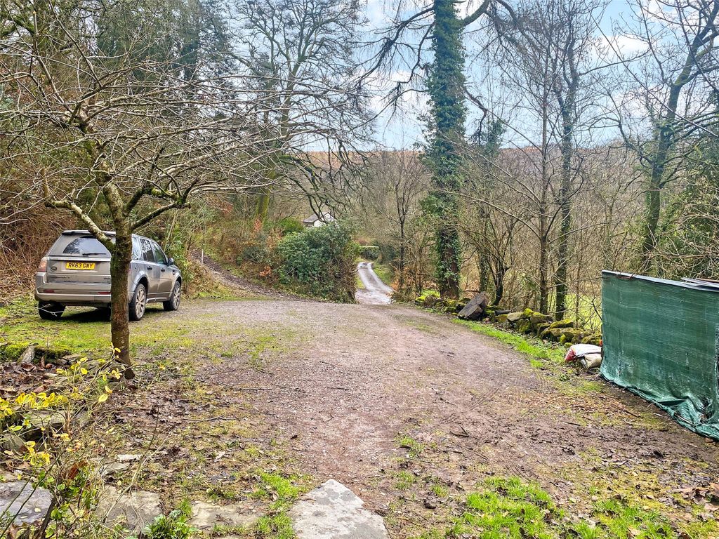 Property photo 2 of 13 Picture No. 10