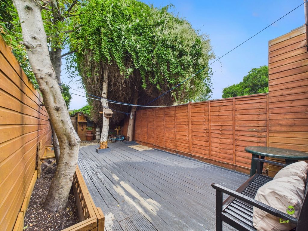 Property photo 1 of 14 Presented By Kevin At Ewemove Bexleyheath And Dart