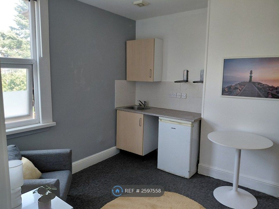 Property photo 1 of 5 Lounge/ Dining Room
