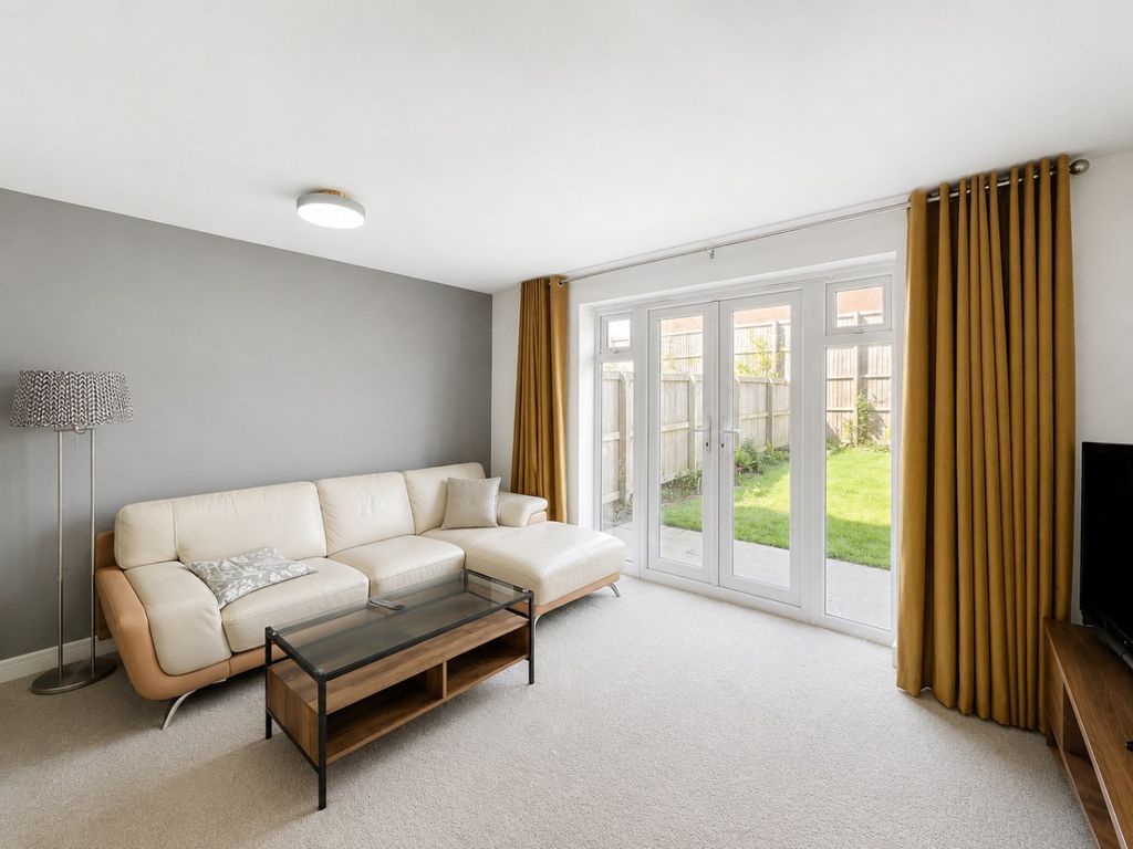 Property photo 2 of 14 5092443