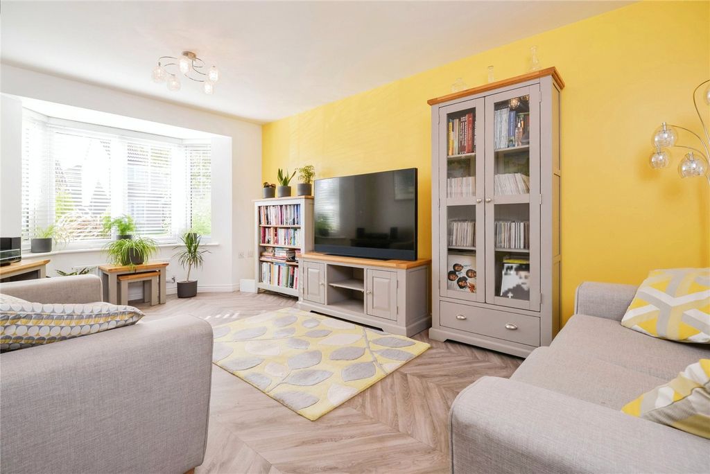 Property photo 3 of 17 Picture No. 16