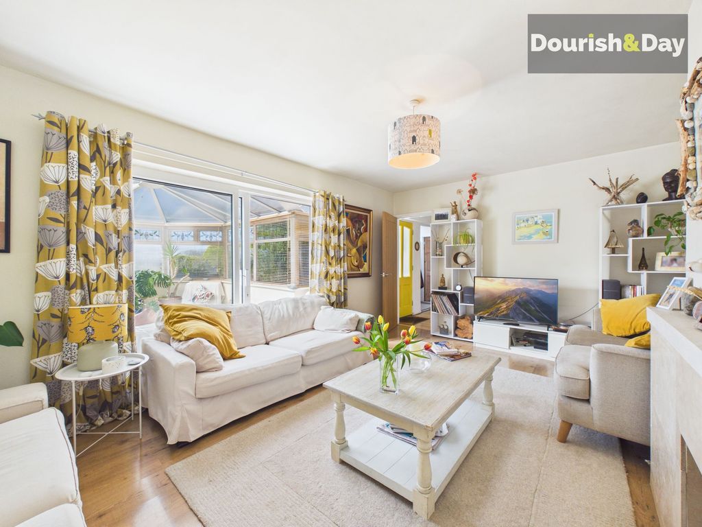 Property photo 2 of 24