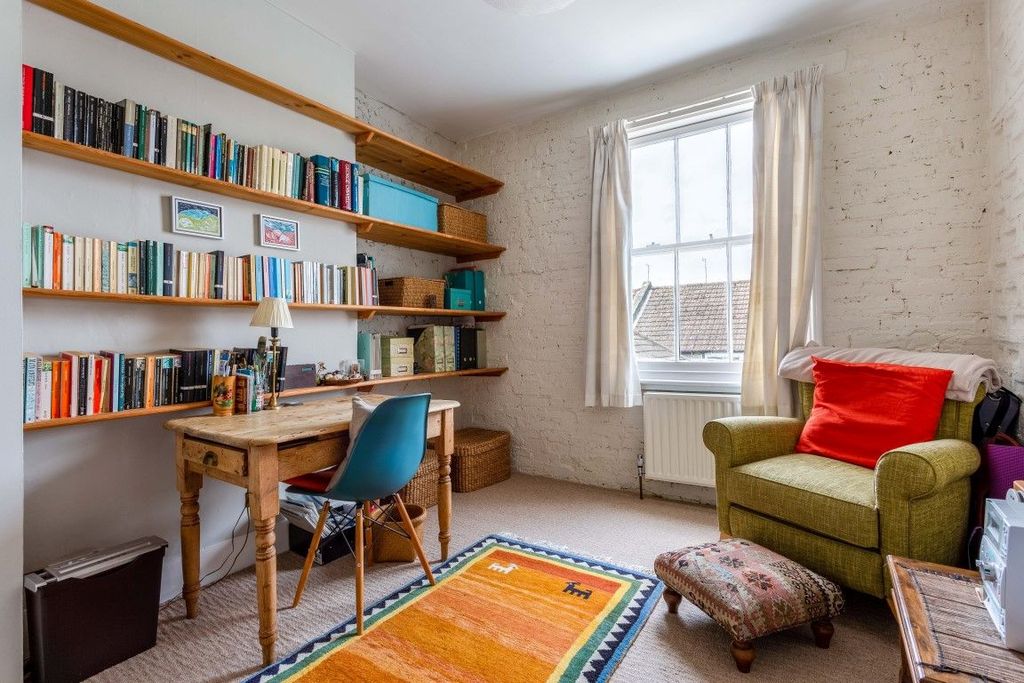 Property photo 3 of 14