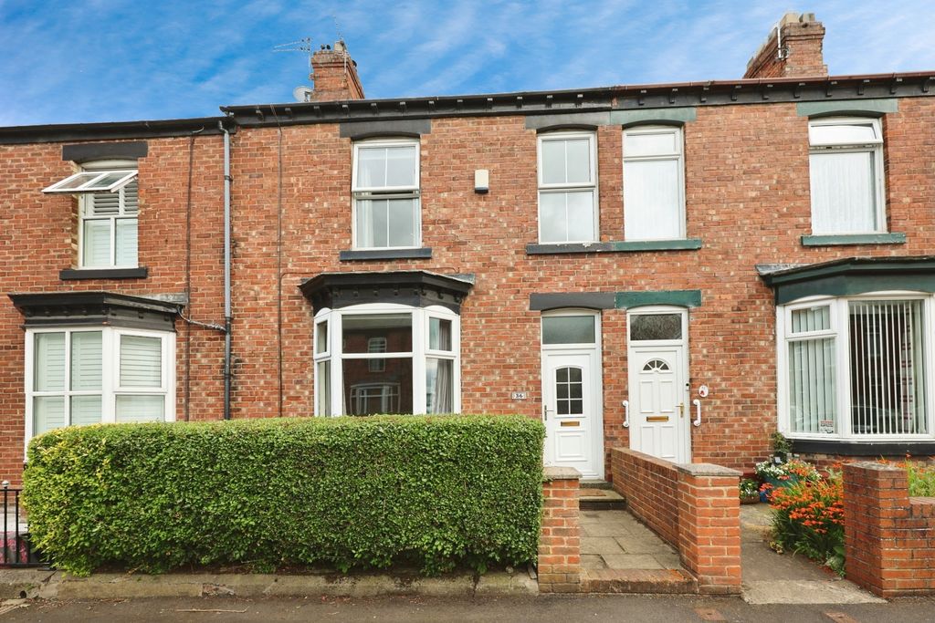 Property photo 1 of 14 Pbox-Front_Of_House-320430.Jpg