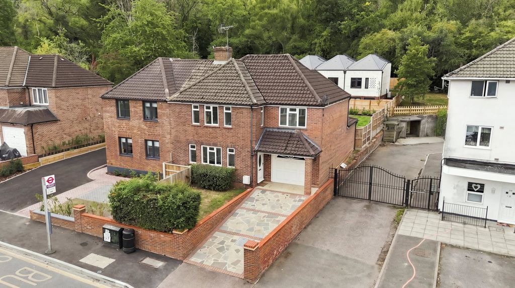 Property photo 1 of 34