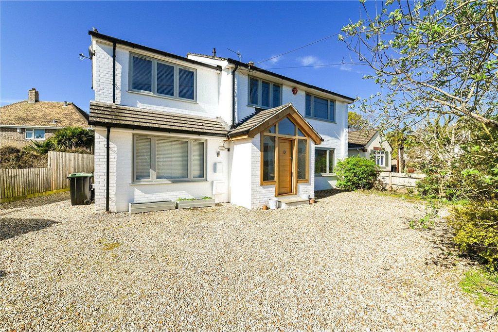 Property photo 1 of 29 Picture No. 35