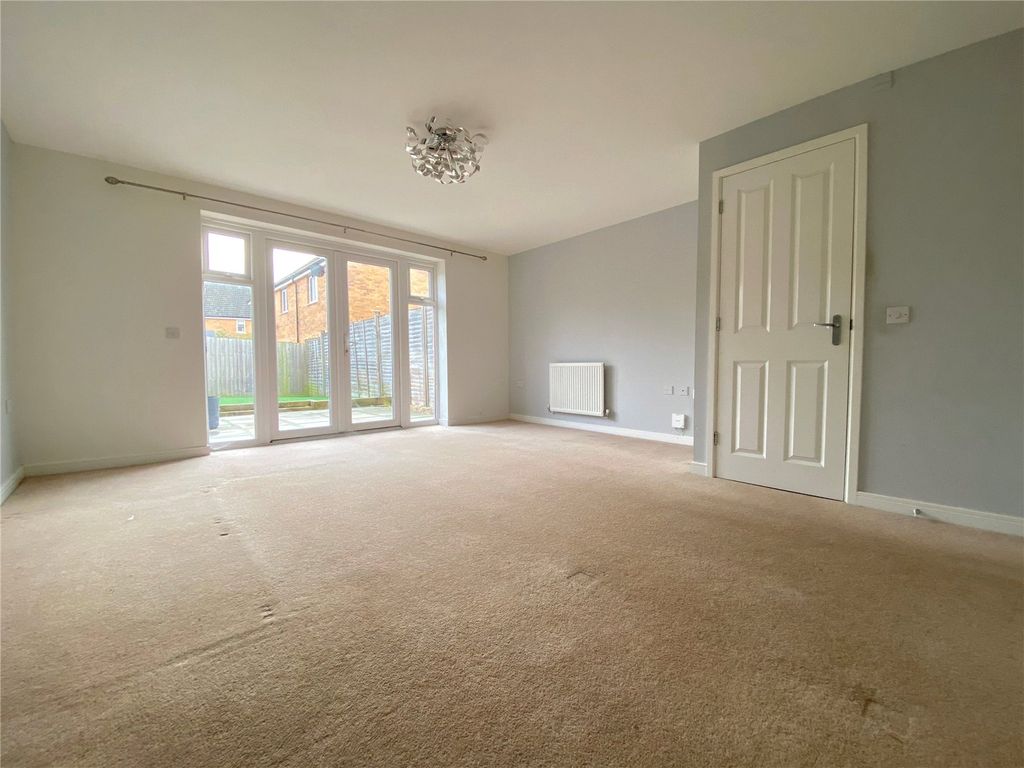 Property photo 3 of 10 Picture No. 16