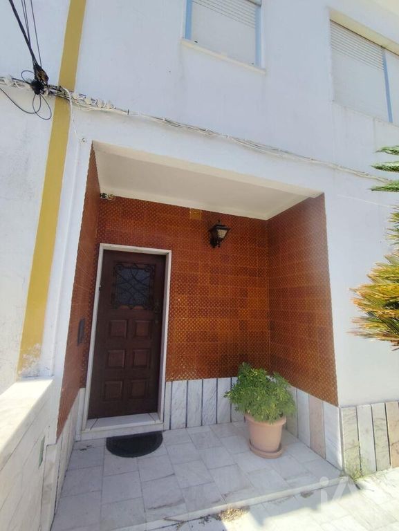 Property photo 2 of 29
