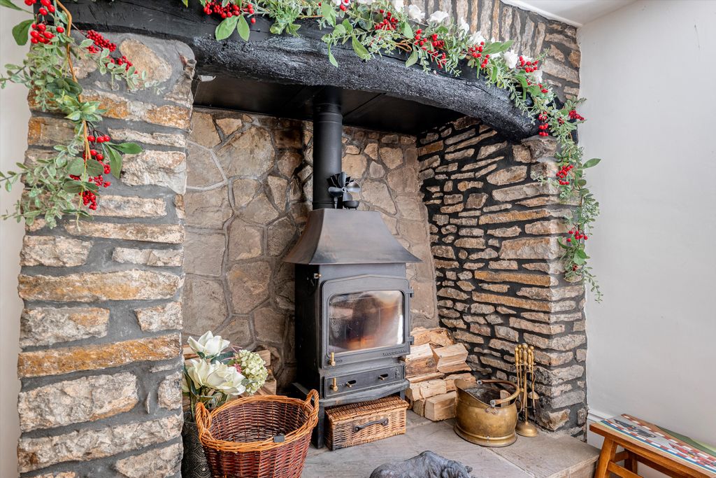 Additional image 5 of 5 bed detached house for saleNortons Wood Lane, Clevedon, Somerset BS21