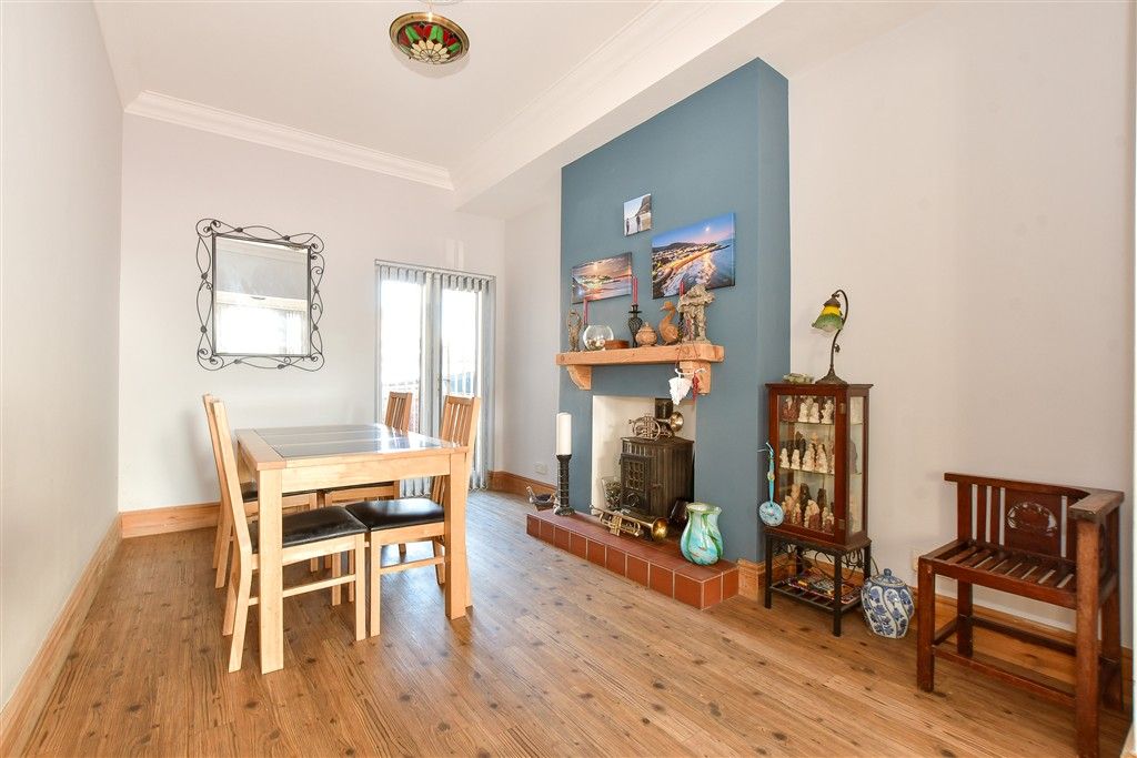 Property photo 3 of 15 Dining Area