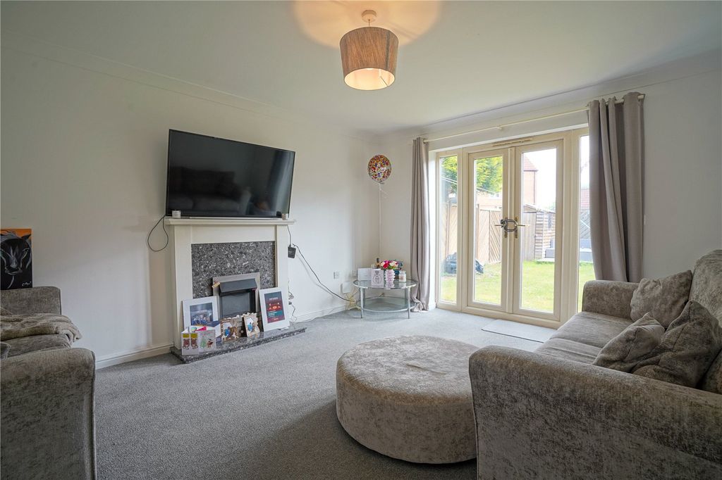 Property photo 2 of 11 Picture No. 06