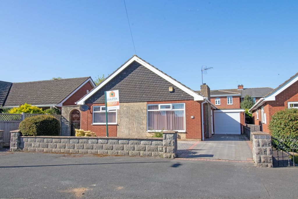 Property photo 1 of 16