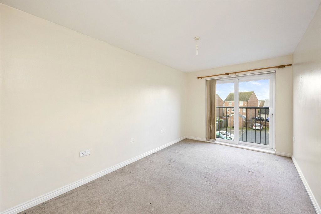 Property photo 3 of 21 Picture No. 01