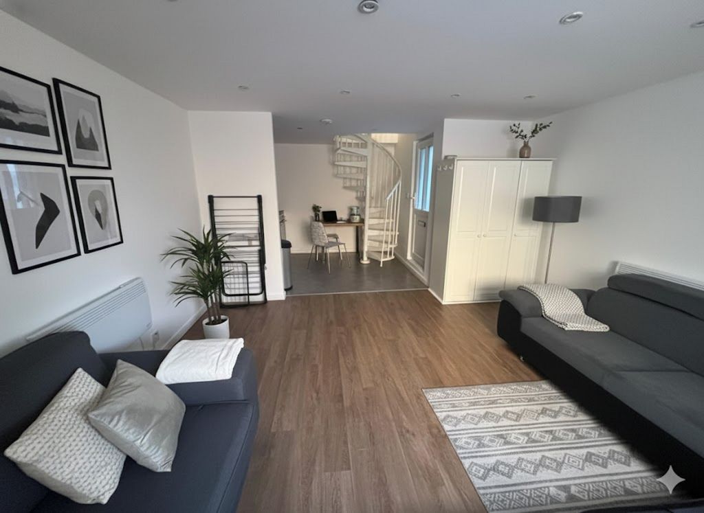 Property photo 1 of 7