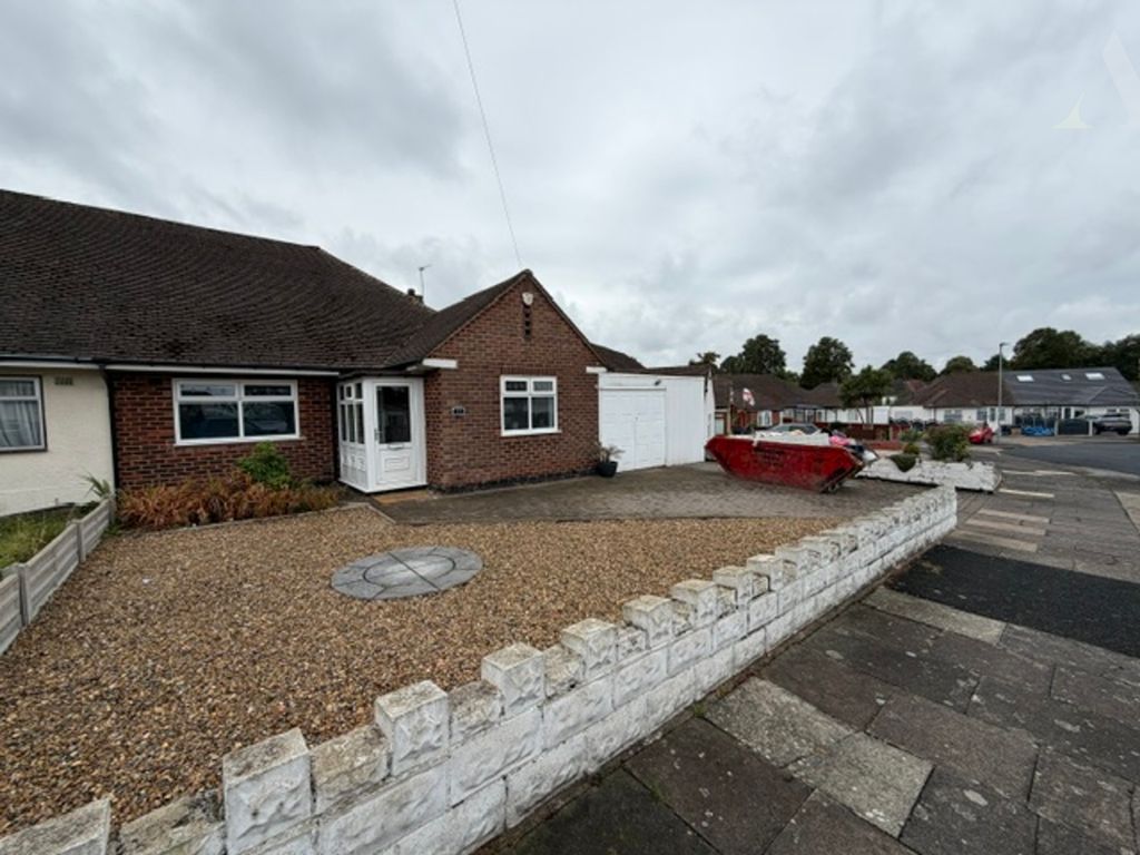 Property photo 1 of 16 33 Boyne Road Frontage.Jpeg