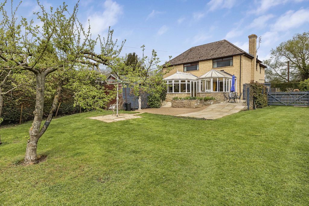 Additional image 35 of 5 bed detached house for saleEynsham Road, Botley OX2