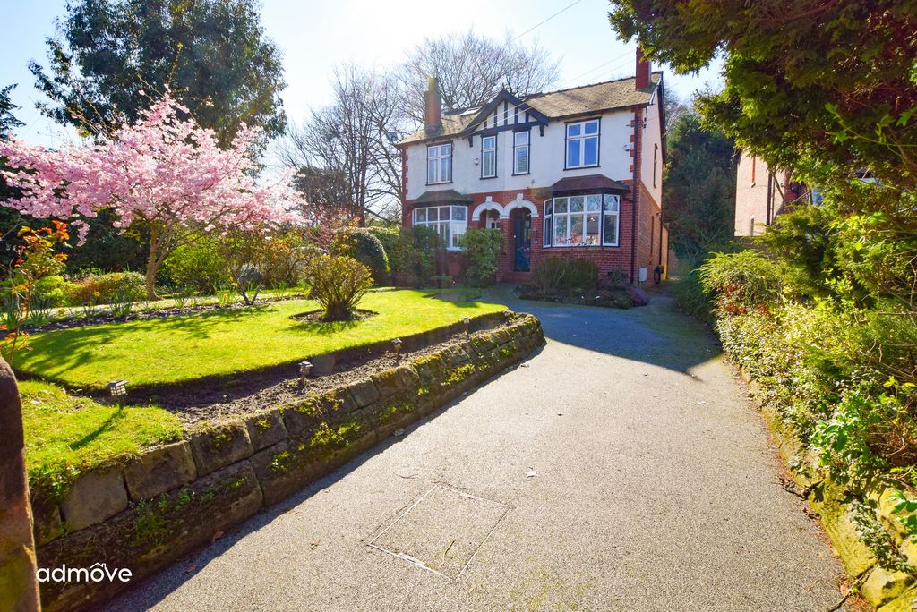 Property photo 1 of 32