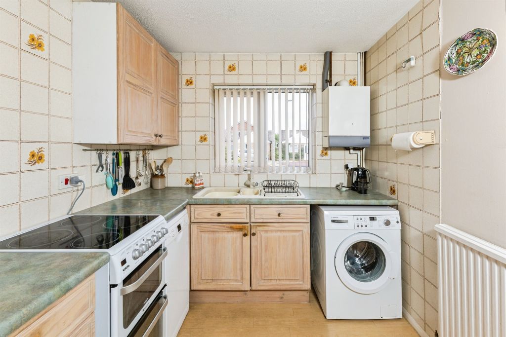 Property photo 3 of 18