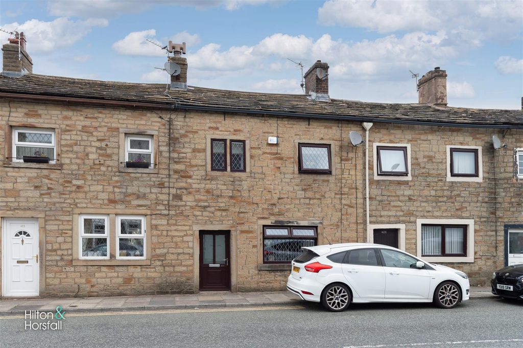 Property photo 1 of 13 Briercliffe Road