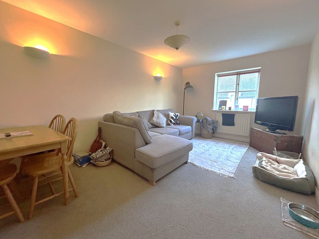 Property photo 3 of 8 Living Room/Dining Room