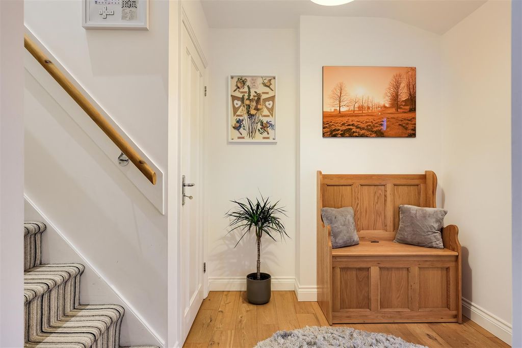 Property photo 3 of 24 Img (8).Jpg