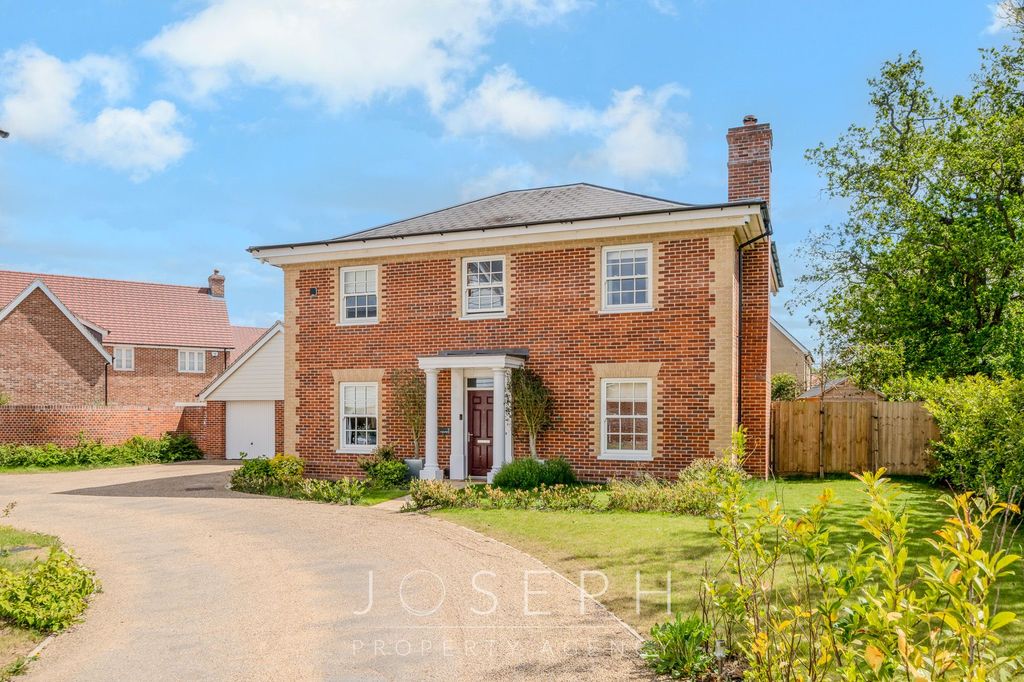 Property photo 1 of 36