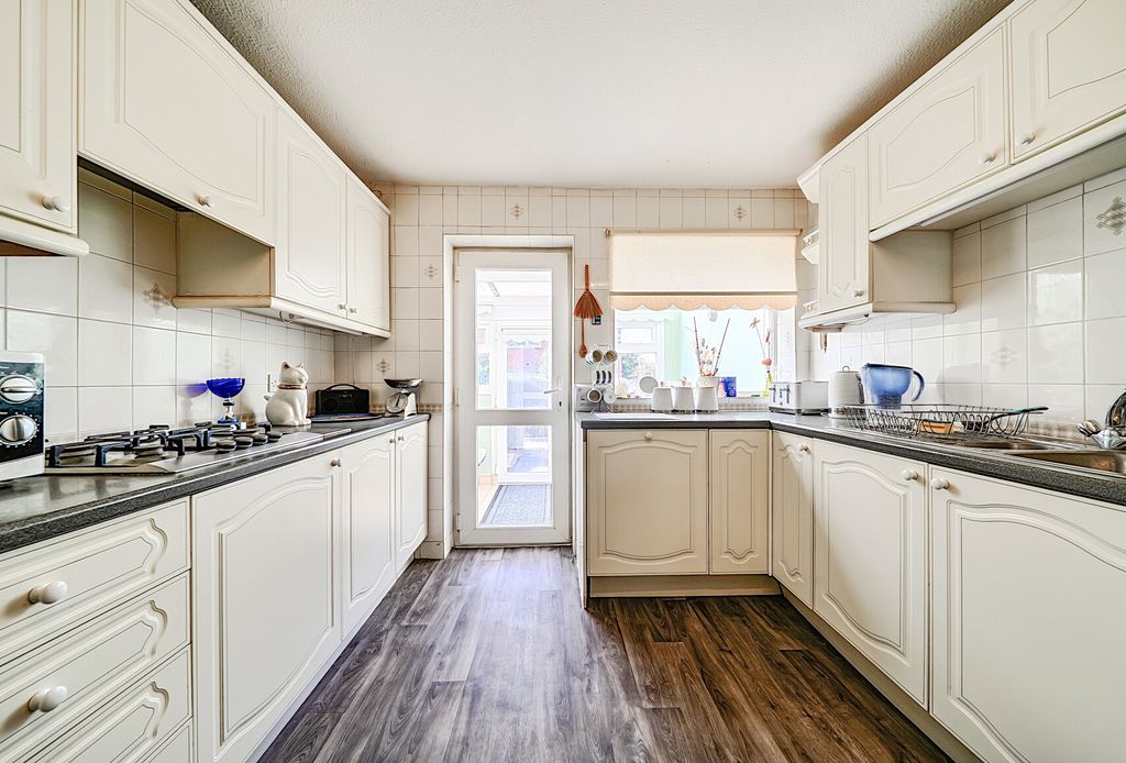 Property photo 3 of 11 1536020 (25)-1.Jp...