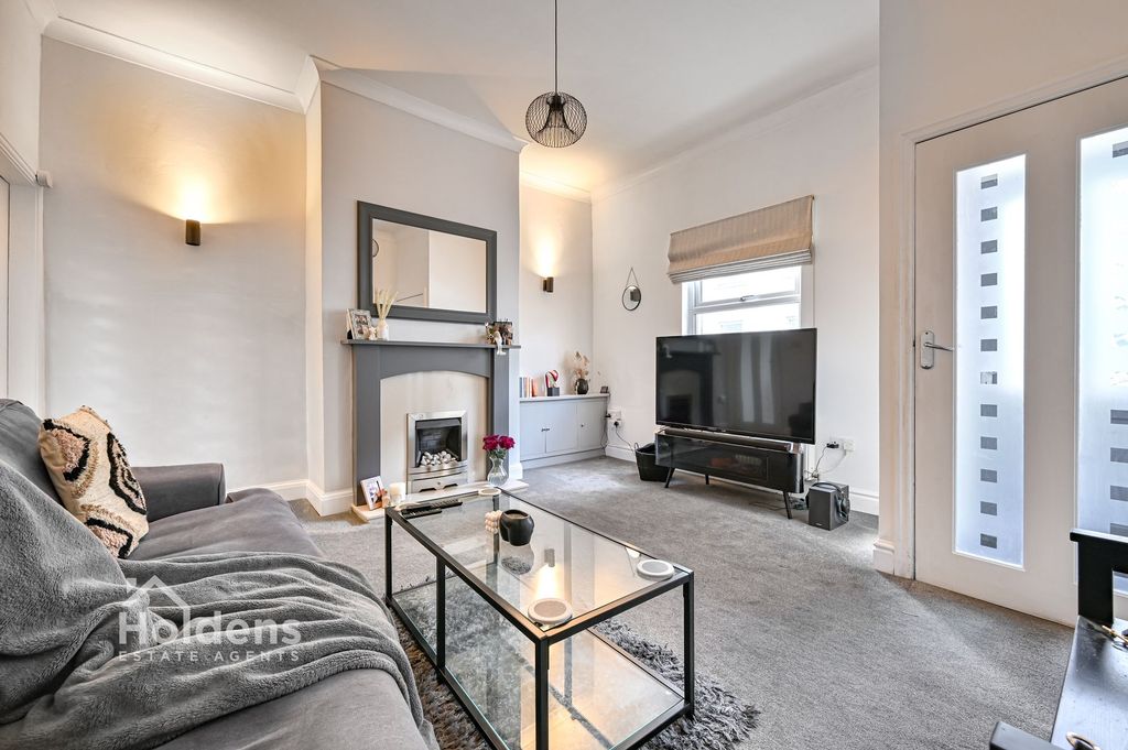 Property photo 3 of 15