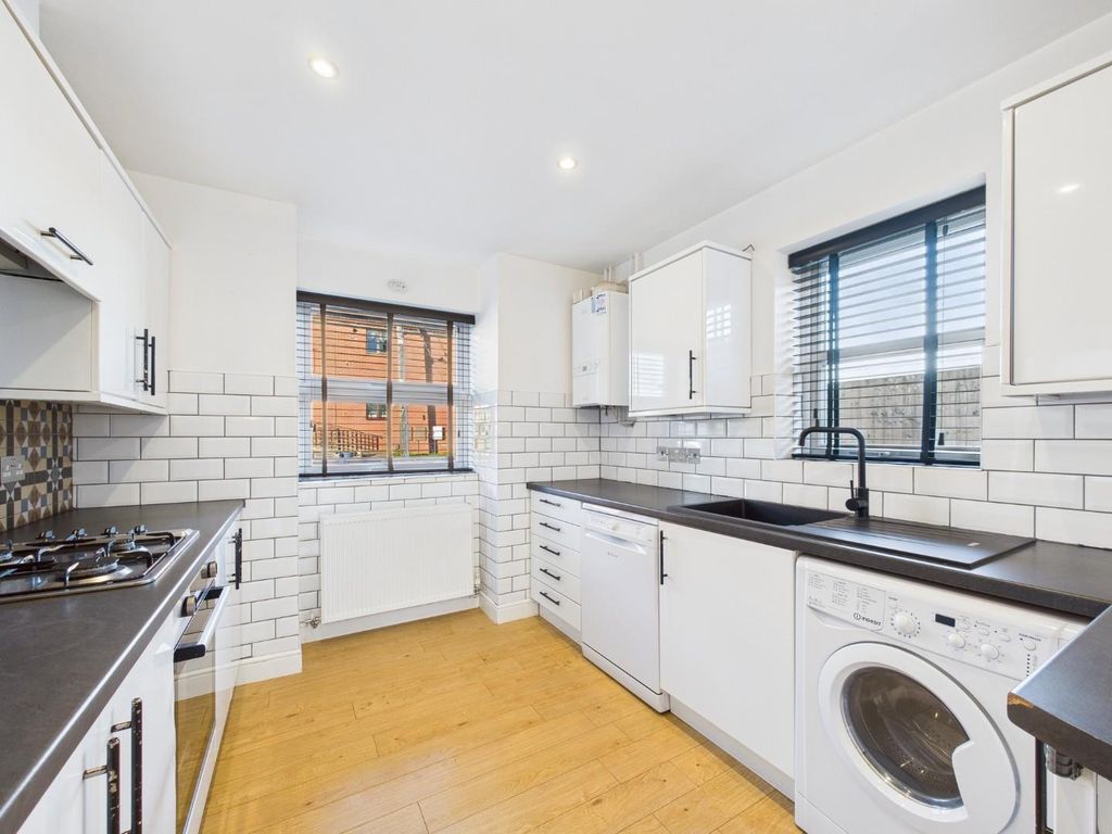 Property photo 2 of 14