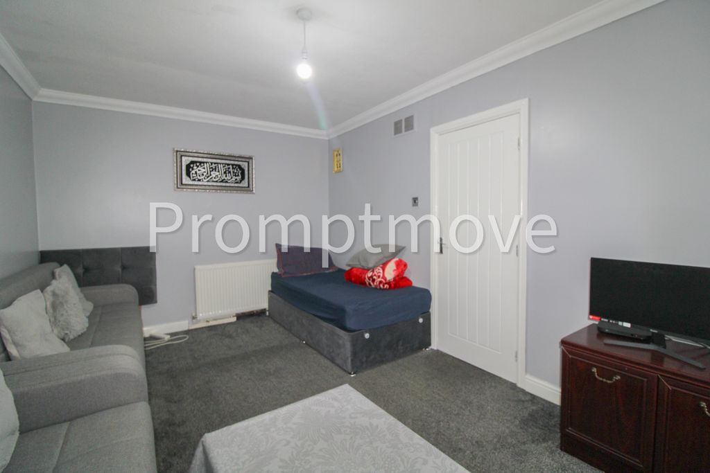 Property photo 2 of 10 Na