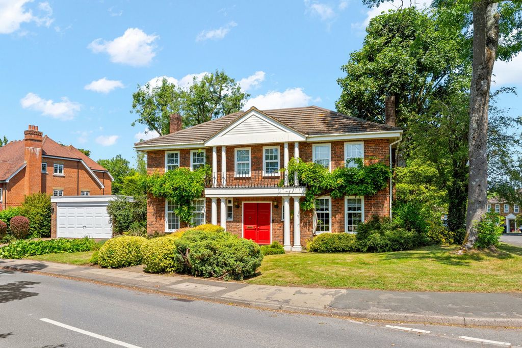 Property photo 1 of 30