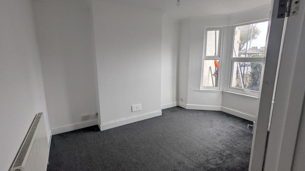 Property photo 2 of 8 Living Room