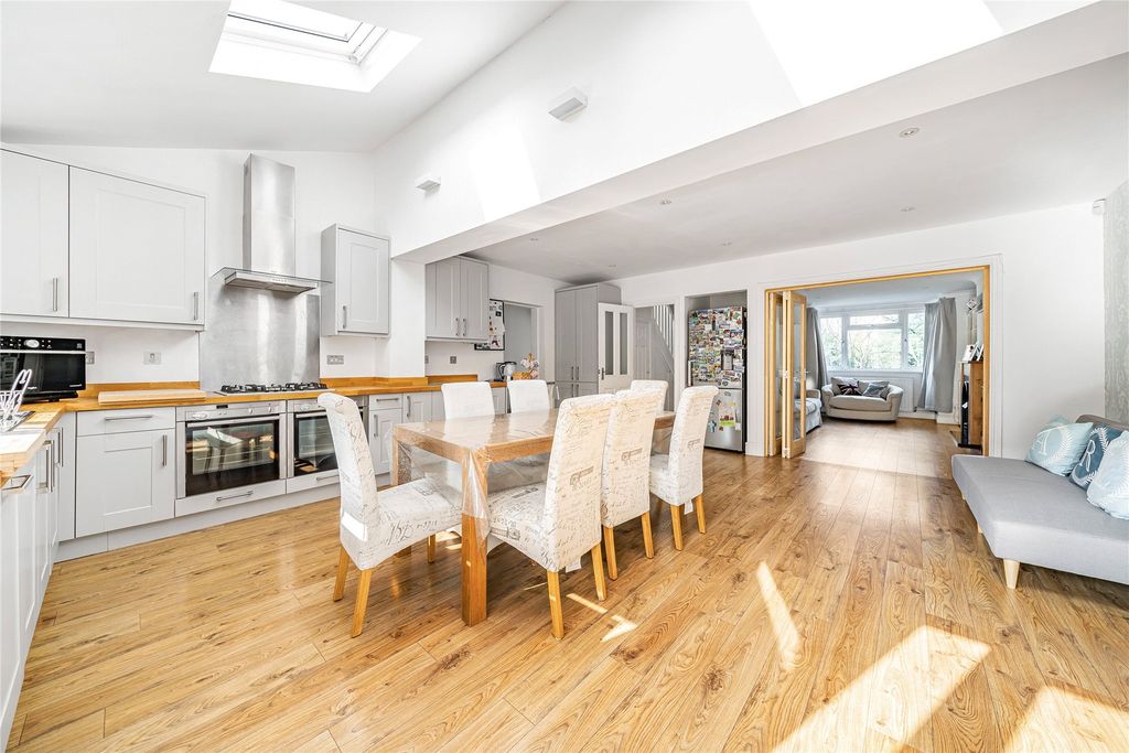 Property photo 2 of 15 Picture No. 05