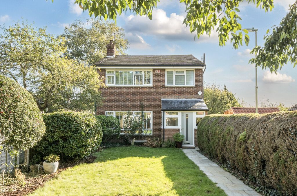 Property photo 1 of 18