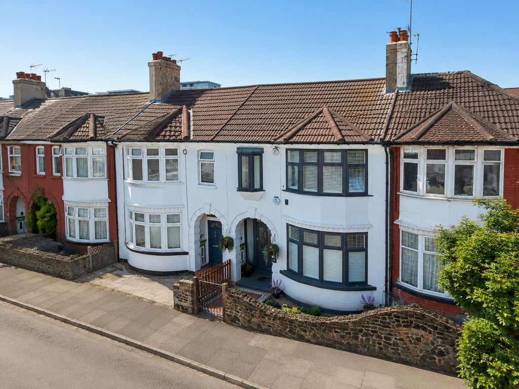 Property photo 1 of 7