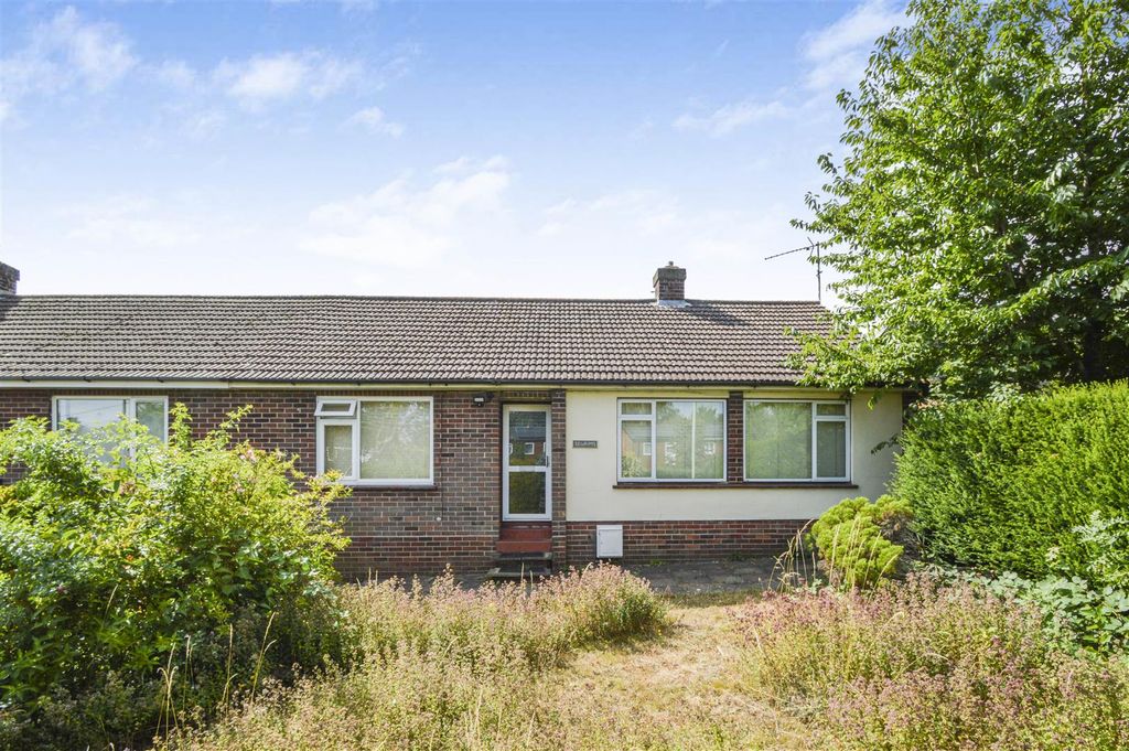 Property photo 1 of 18 Front.Jpg