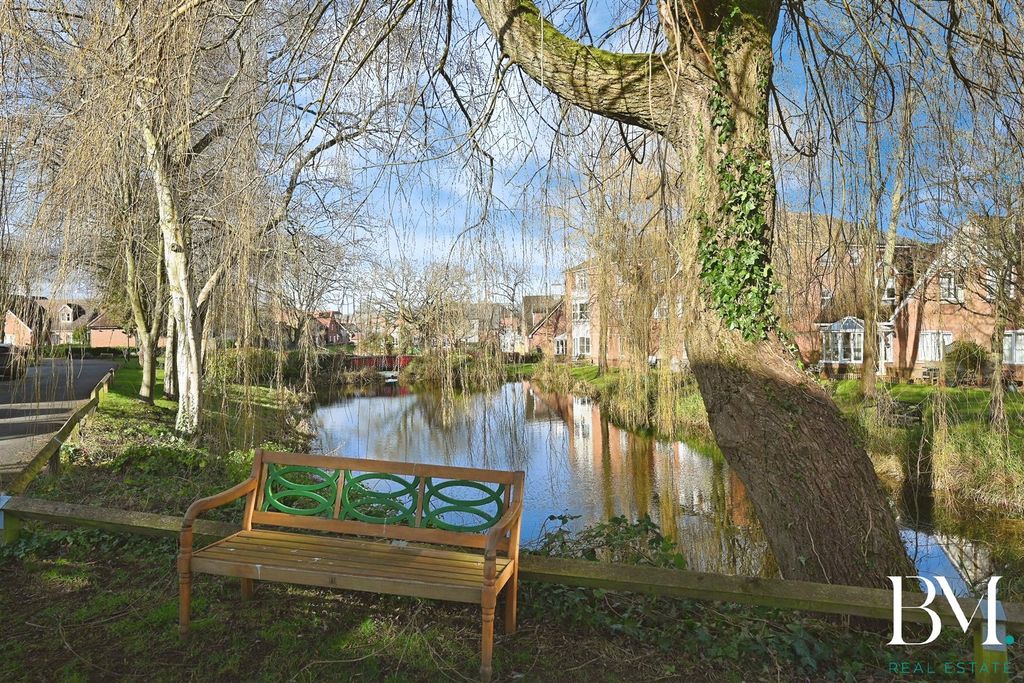 Property photo 2 of 21 wc18.Jpg