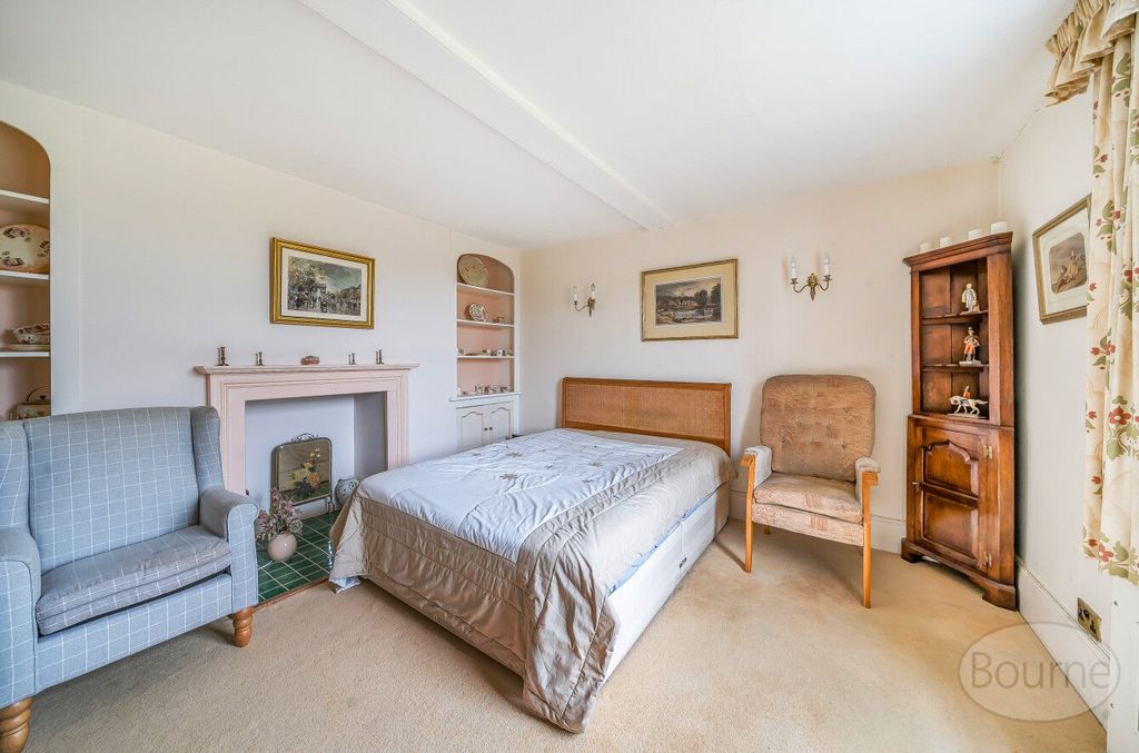 Property photo 3 of 16 Picture No. 11