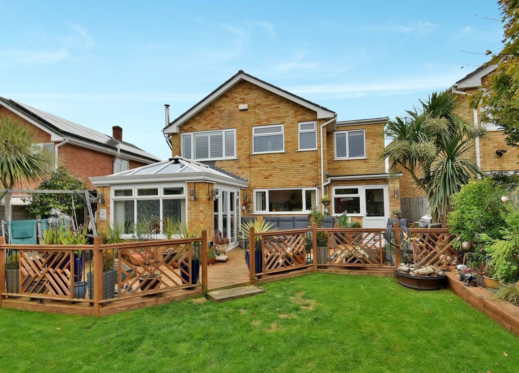 Property photo 3 of 21