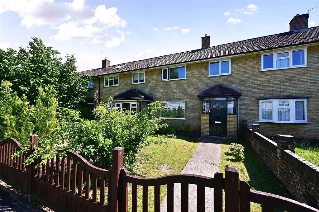 Property photo 1 of 13 Paddock Road
