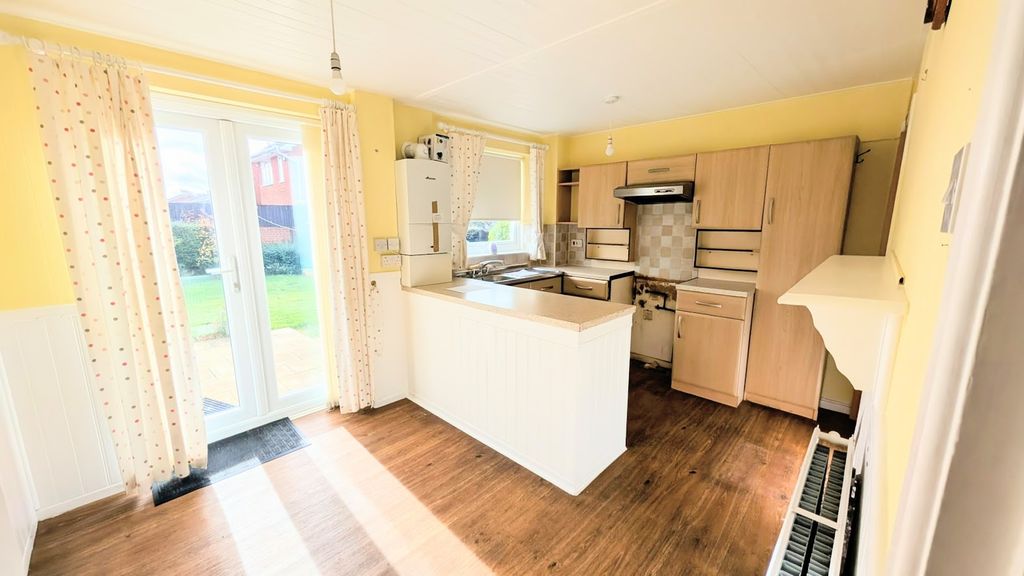 Property photo 3 of 8