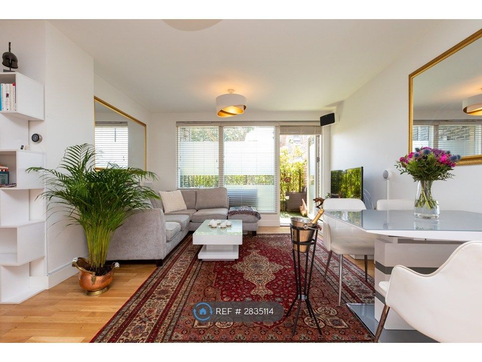 Property photo 2 of 27