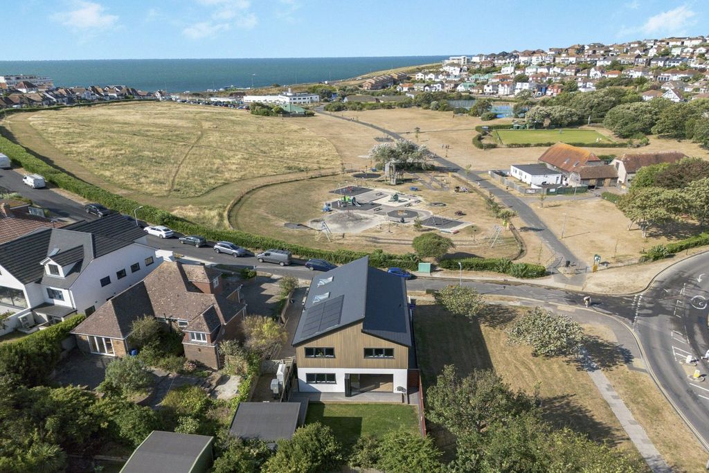 Property photo 2 of 49 Drone