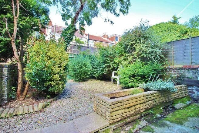 Property photo 3 of 9 Picture No. 17