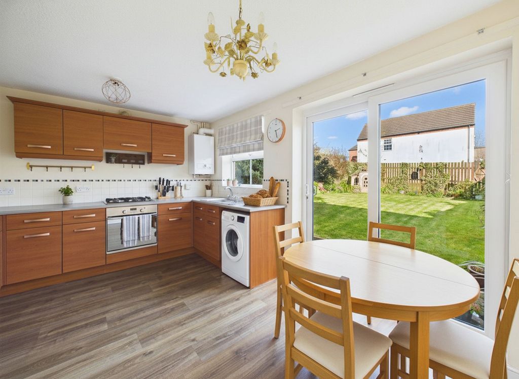 Property photo 3 of 23 Dining Kitchen (Virtually Furnished)