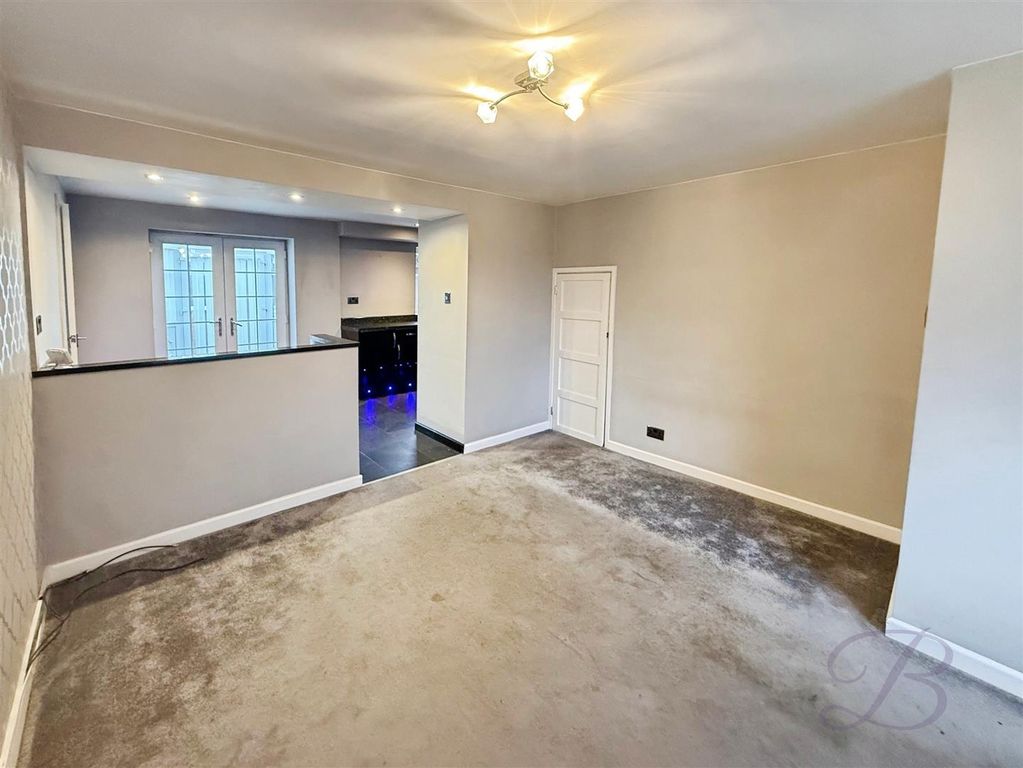 Property photo 3 of 20 468216Fb-Img_9732.Jpeg