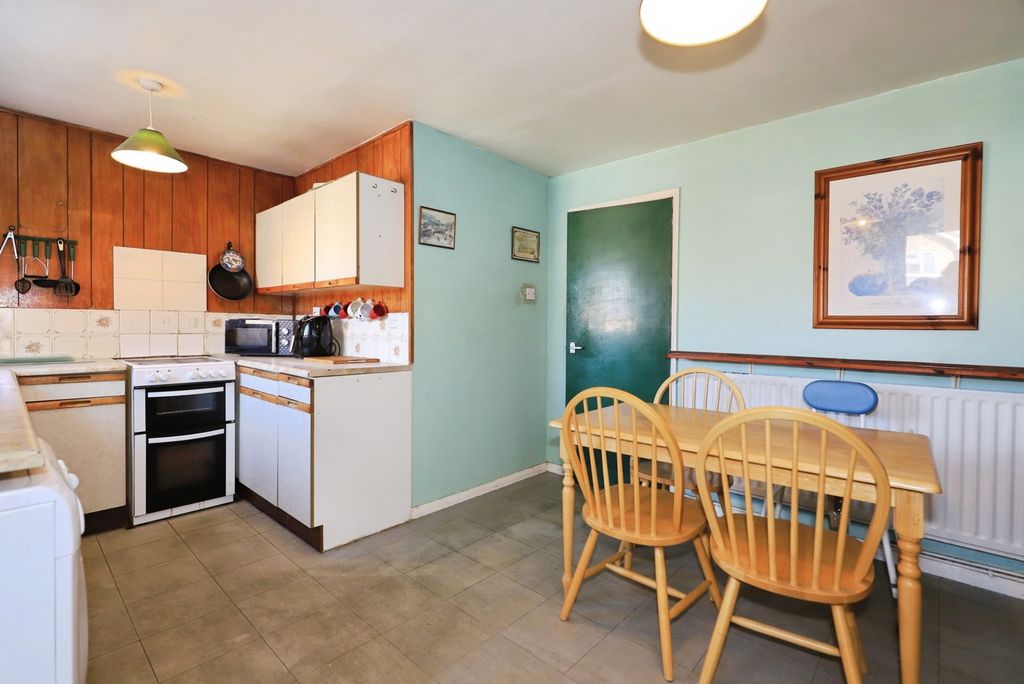 Property photo 2 of 13 Kitchen/ Dining Room